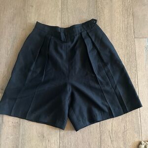 Carlisle Elegant Black Women's Bermudas